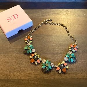 Stella & Dot Elodie Flower Statement Necklace